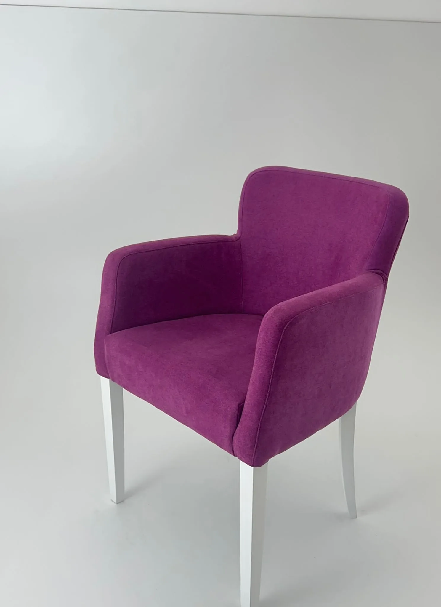 /stolice/stolica (6).webp